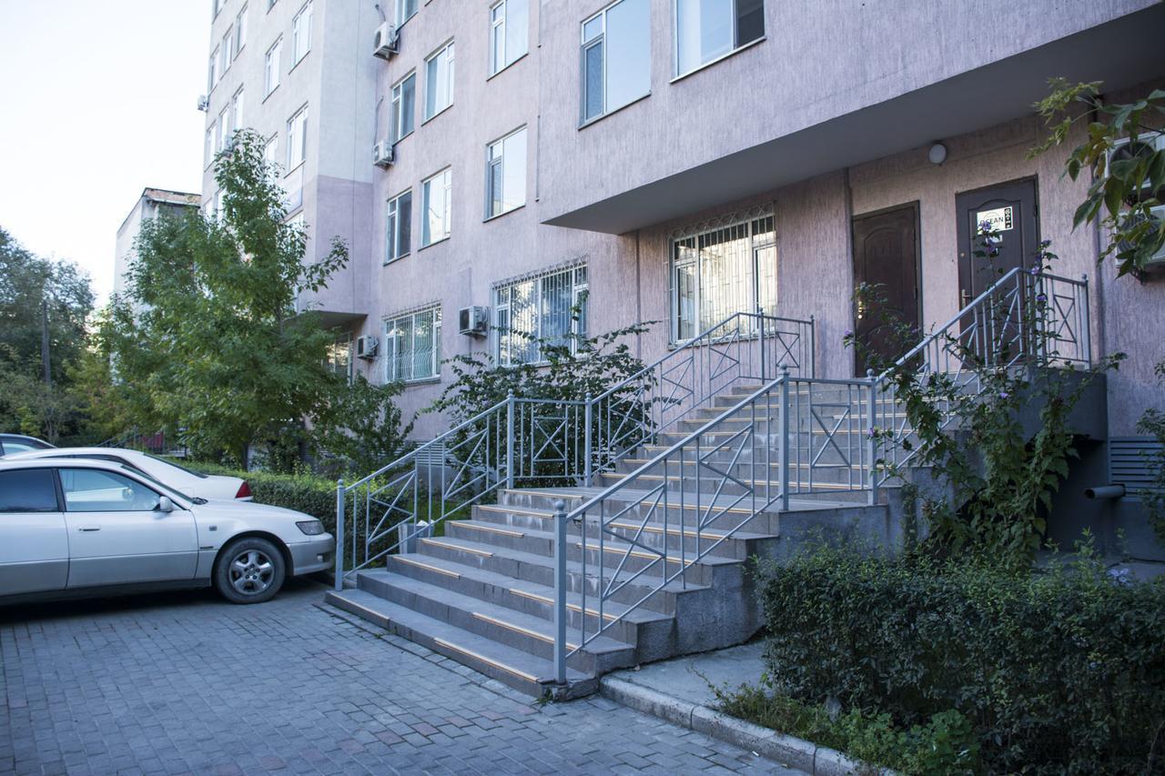 Ocean Hotel Bishkek Exterior photo